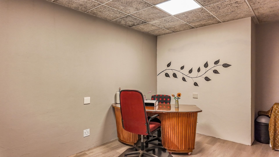 3 Bedroom Property for Sale in Olifantsnek North West
